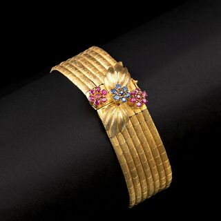 A Vintage Bracelet with Sapphire Ruby Clasp