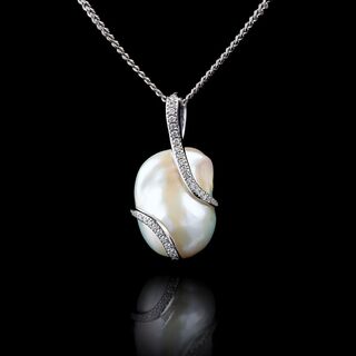 A baroque Pearl Diamond Pendant on Necklace