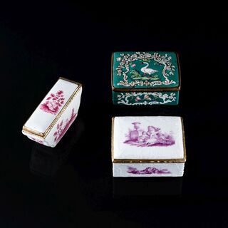 A Set of 3 Snuffboxes