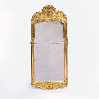 A Rococo-Mirror