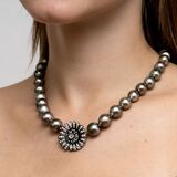 A Tahiti Pearls Necklace with two Precios stone Clasps - image 3