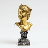 An Art Nouveau Bust 'L'Enfant Roi' - image 1