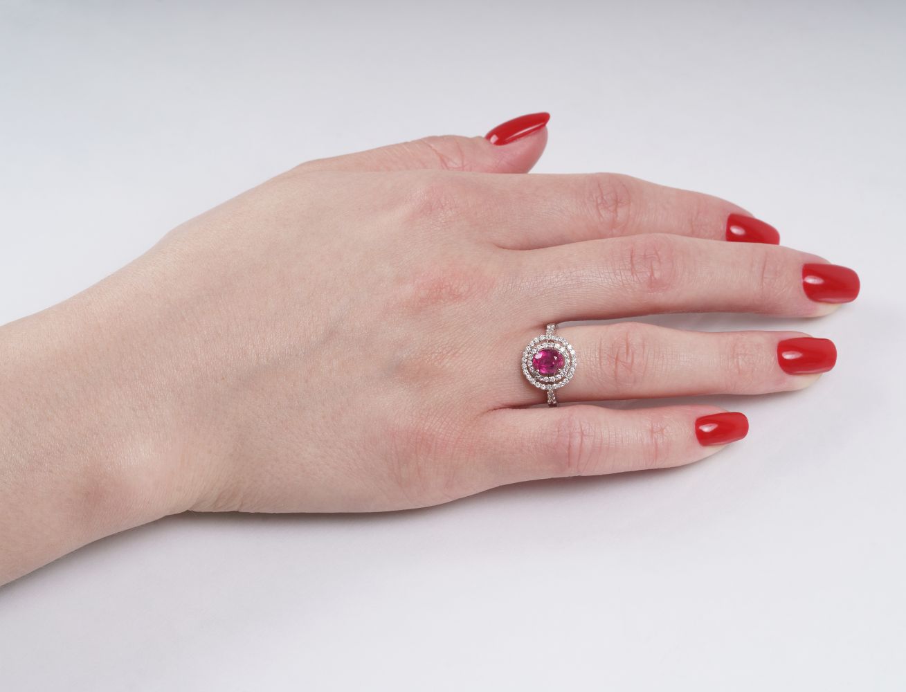 A Ruby Diamond Ring - image 2