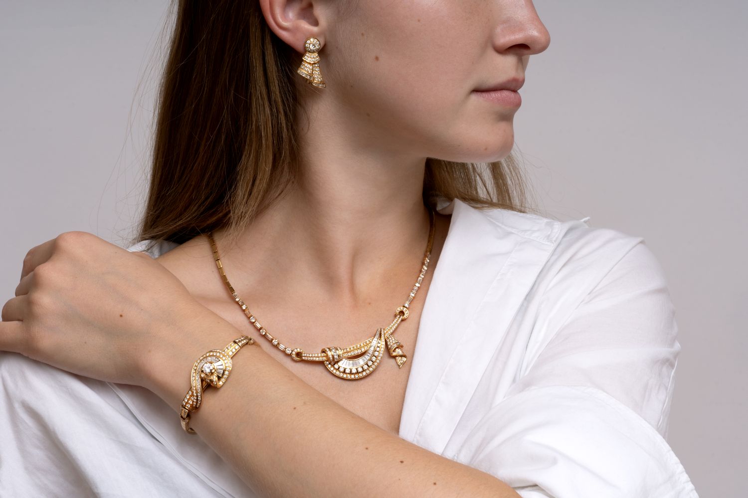 A Highcarat Diamond Demi Parure: Necklace, Bracelet and Earrings - image 2