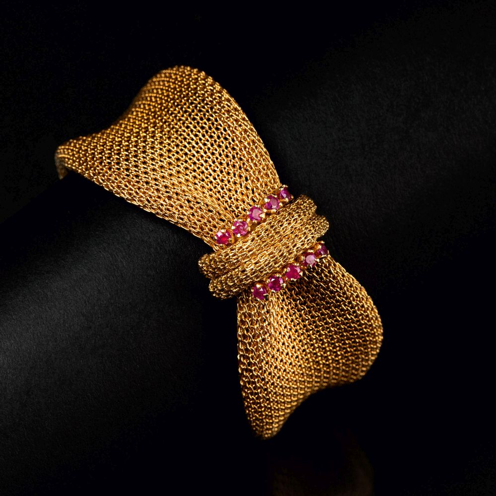 A Vintage Gold Bracelet with Rubies - image 2