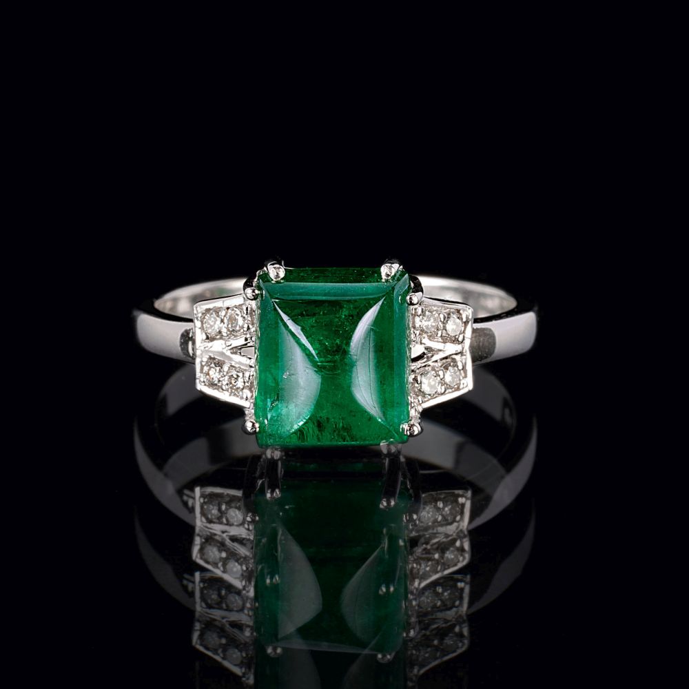 An Emerald Diamond Ring