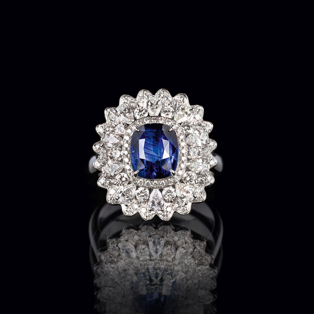 A Sapphire Diamond Ring A Sapphire Diamond Ring