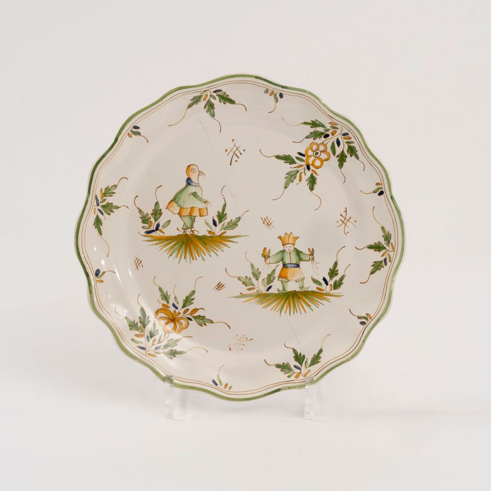 A Pair of Faience Plates with Chinoiseries - image 2