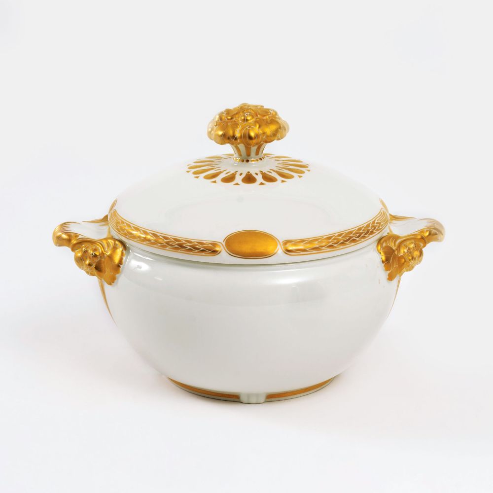 An Art Nouveau Lidded Tureen from the Ceres Service