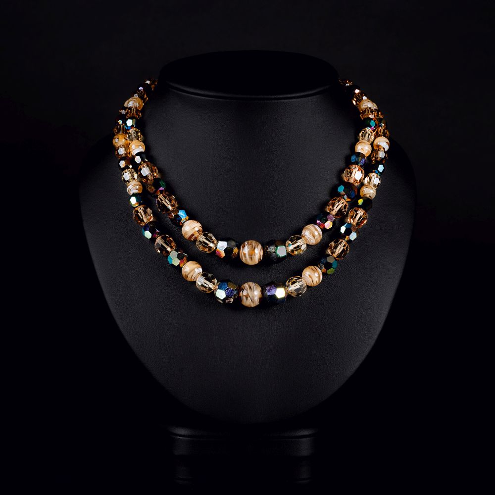 Christian Dior - A Pearl Necklace by Henkel & Grosse A Pearl Necklace by Henkel & Grosse