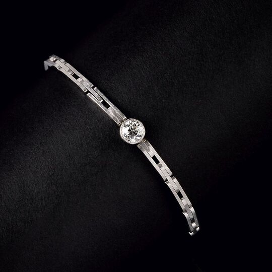 A Platinum Bracelet with Alt Cut Diamond