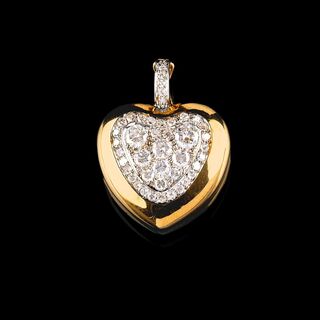 A Diamond Heart shaped Pendant