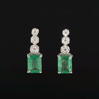 A Pair of Emerald Diamond Earpendants