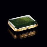 A Nephrite Etui with Gold Mounting by Michail Perchin - image 1