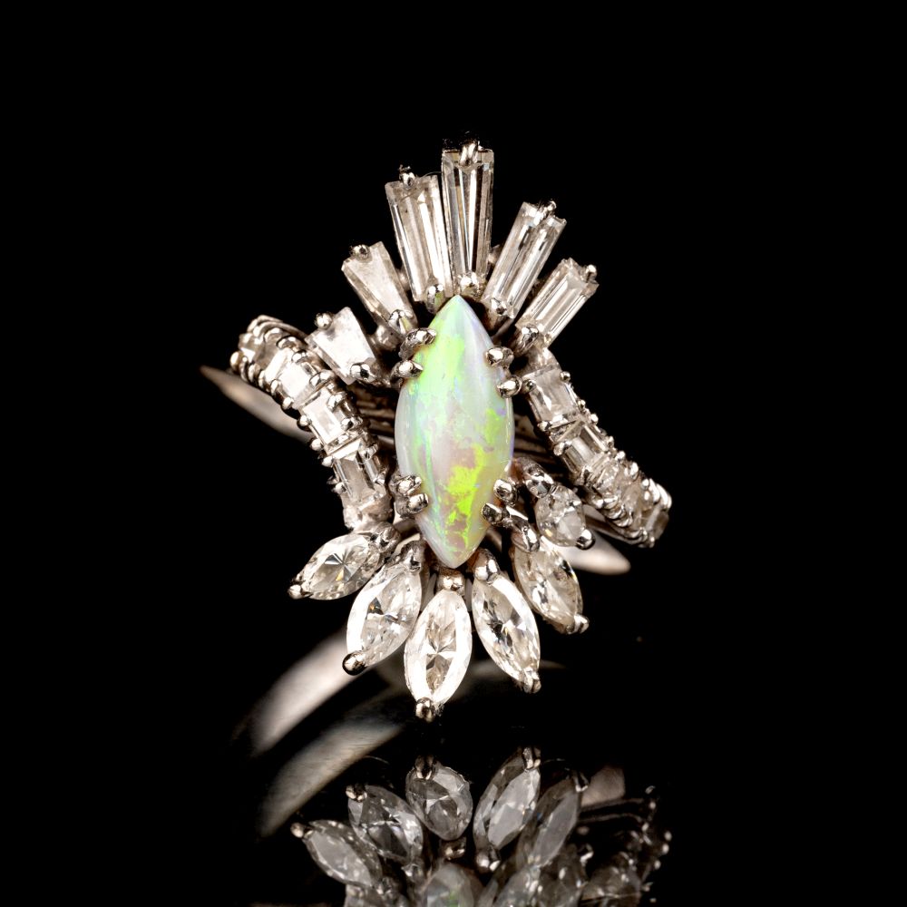 Opal-Diamant-Ring Opal-Diamant-Ring