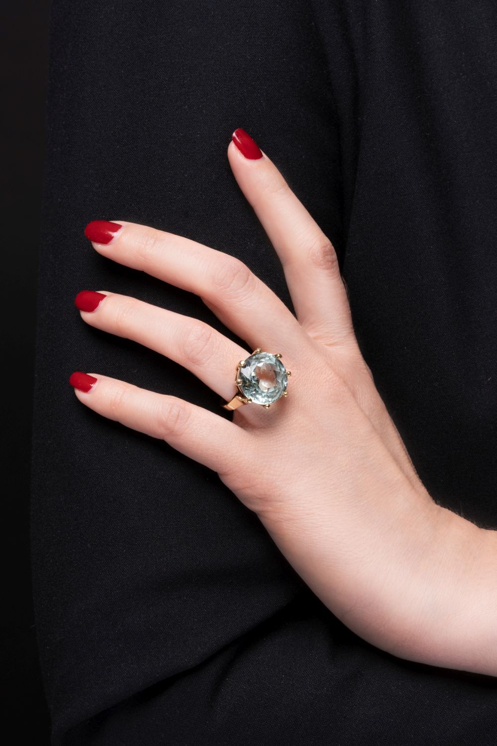 A Vintage Aquamarine Ring - image 2