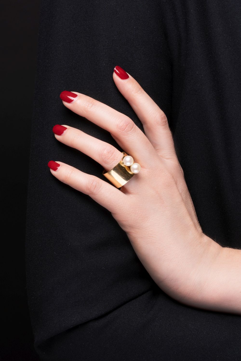 A modern Pearl Ring - image 2