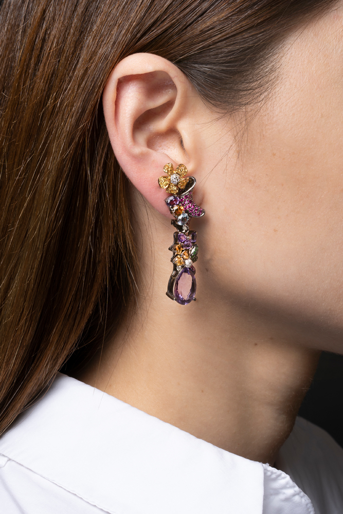 A Pair of Multi Gem. Earclips 'Tutti Frutti' - image 2