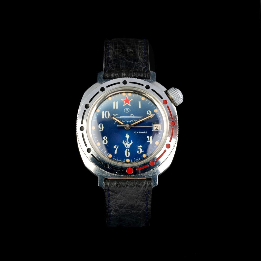 Vostok-inc. Tschistopolsky, gegr. 1942 in Moskau - A Gentlemen's Wristwatch 'Vostok Komandirskie Red Star Submarine' A Gentlemen's Wristwatch 'Vostok Komandirskie Red Star Submarine'