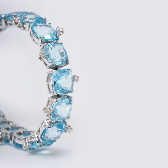 A highcarate Topaz Bracelet