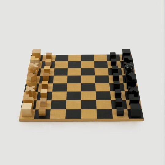 A Bauhaus Chess Set