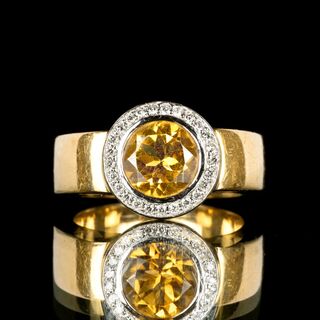A Citrine Diamond Ring