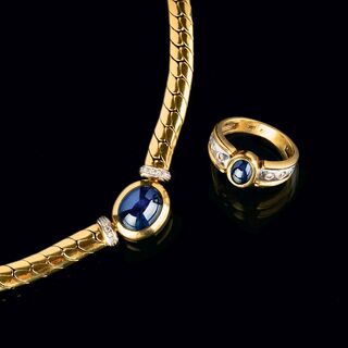 A Sapphire Diamond Jewellery Set with Necklace and Ring