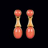 A pair of Coral gold Earpendants