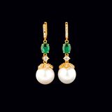 A Pair of Southsea Pearl Emerald Diamond Earpendants