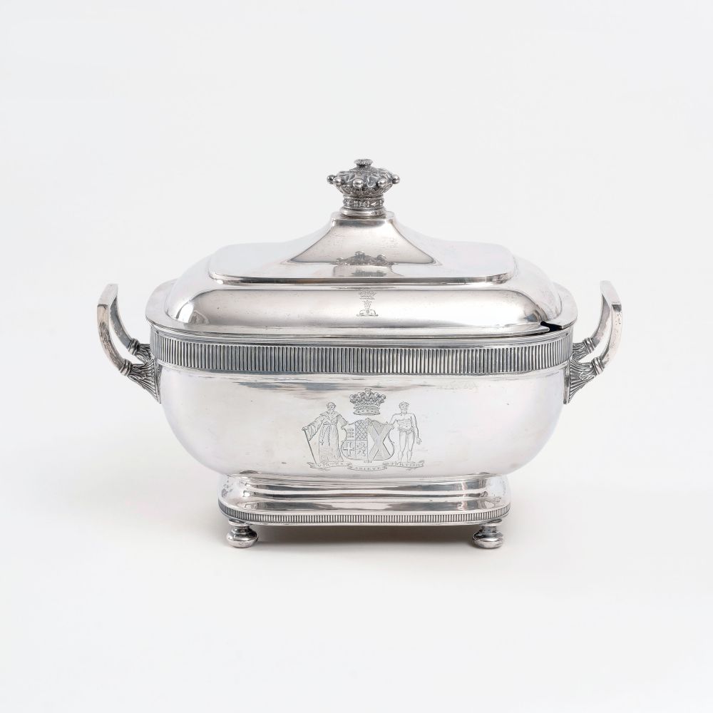 John Emes, London, 18./ 19. Jh. - Große höfische George III Deckelterrine Große höfische George III Deckelterrine