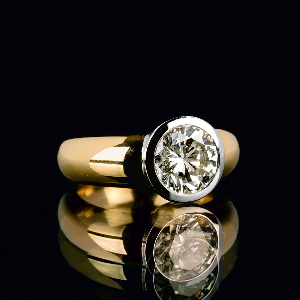 A Solitaire Diamond Ring - image 2