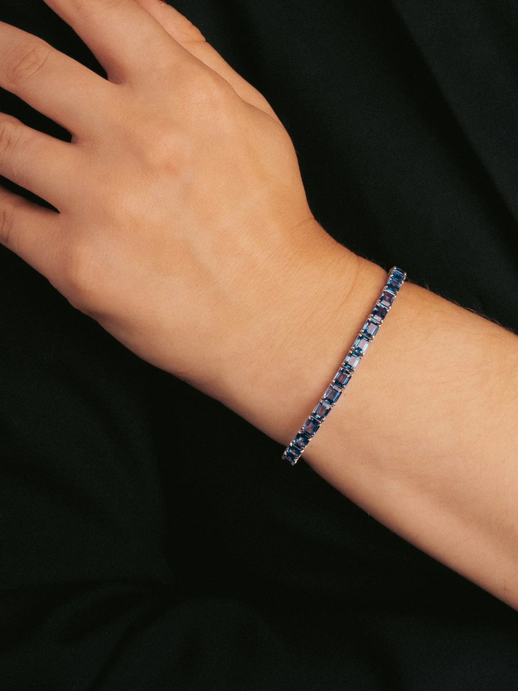 A Rivière Bracelet with Sapphires - image 3