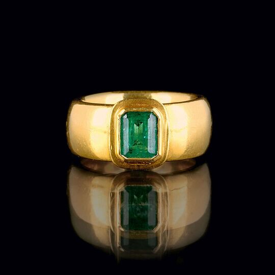 An Emerald Ring