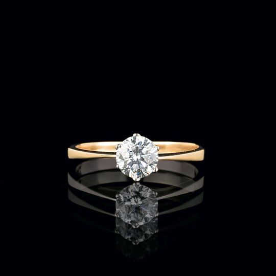 A rare white Solitaire Diamond Ring