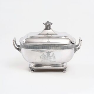 A Large noble George III Tureen