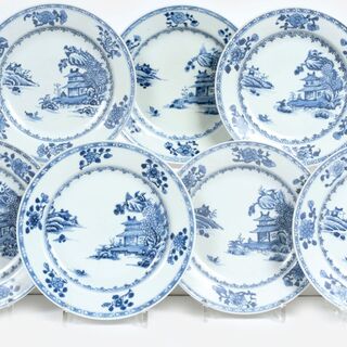 A Set of 24 Blue and White 'Nanking Cargo'-Plates
