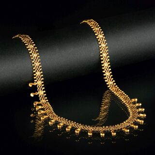A Vintage Gold Necklace