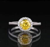 Vivid Fancy Diamant-Ring - Bild 1