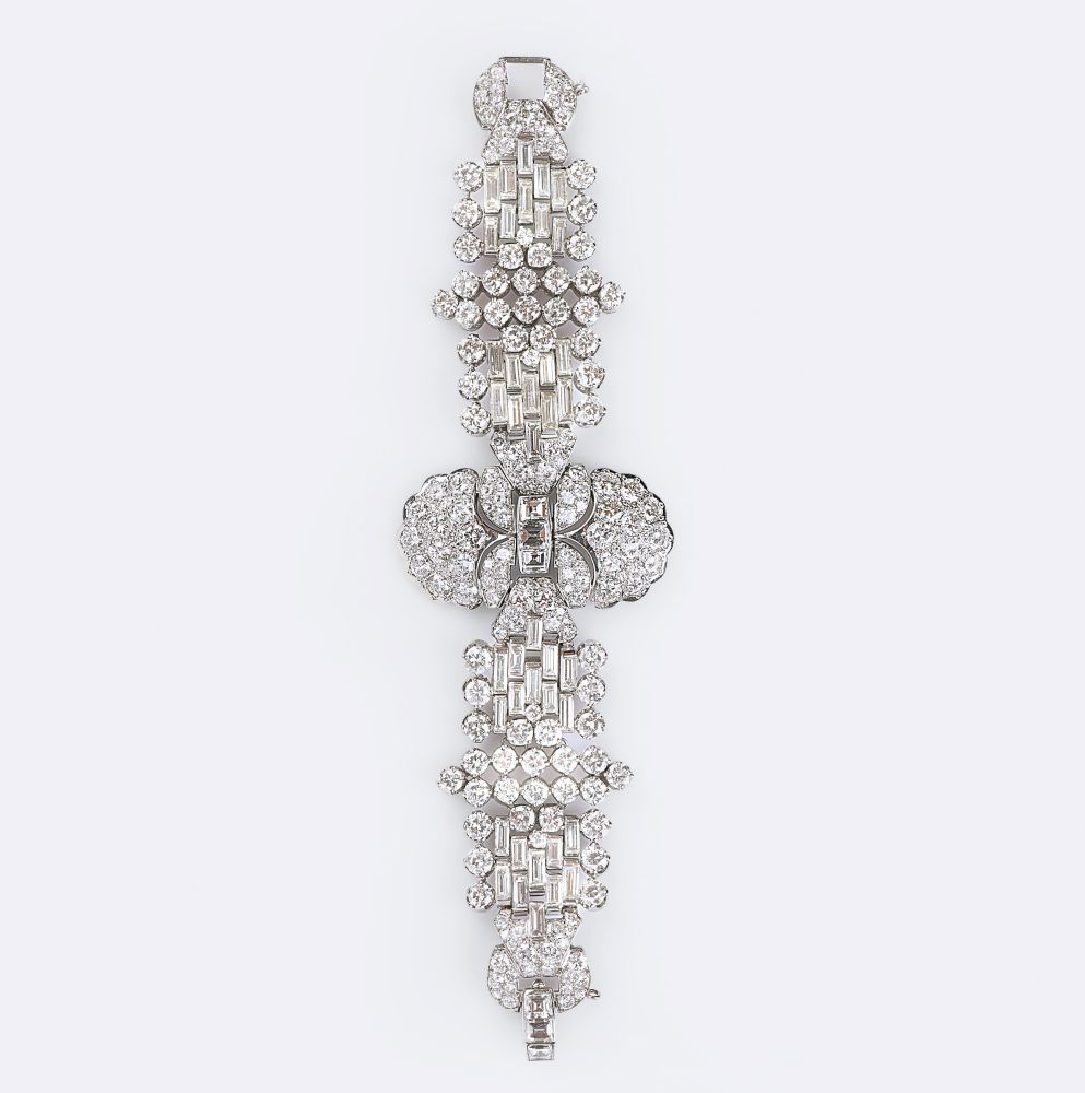 An exquisite, highcarat Art-déco Diamond Bracelet An exquisite, highcarat Art-déco Diamond Bracelet