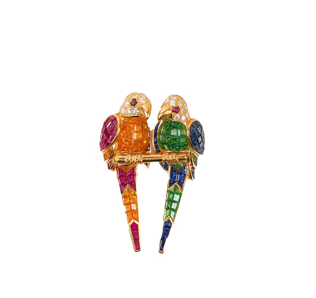 A Precious Stone Pendant 'Perroquets colorés' on Necklace - image 2