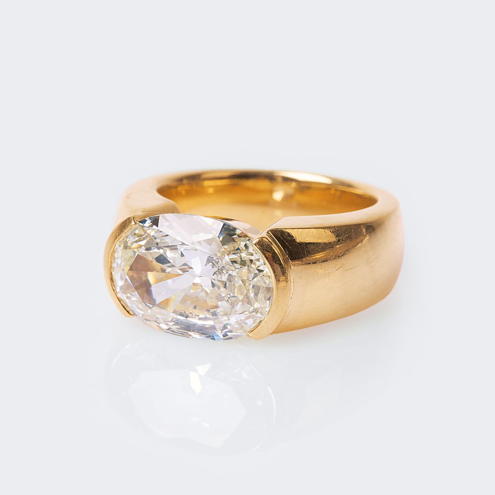 A Highcarat Solitaire Diamond Ring - image 2