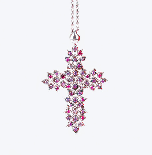 Sehr großer 'Cross Pendant Snowflakes' Anhänger mit Brillanten und Pink-Saphiren
