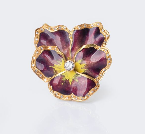 An Enamel Diamond Brooch 'Pansy'