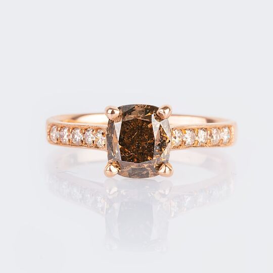 Fancy-Diamant-Ring