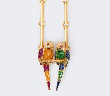A Precious Stone Pendant 'Perroquets colorés' on Necklace