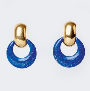 A Pair of Earclips with Lapis Lazuli
