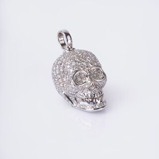 A Diamond Pendant 'Skull'