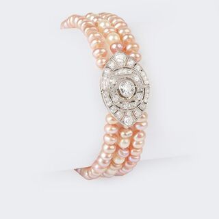 An Art-déco Diamond Clasp with Pearl Bracelet