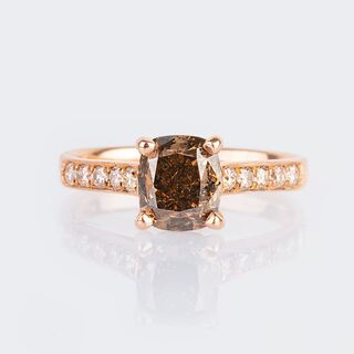 Fancy-Diamant-Ring