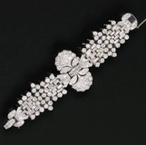 An exquisite, highcarat Art-déco Diamond Bracelet - image 2